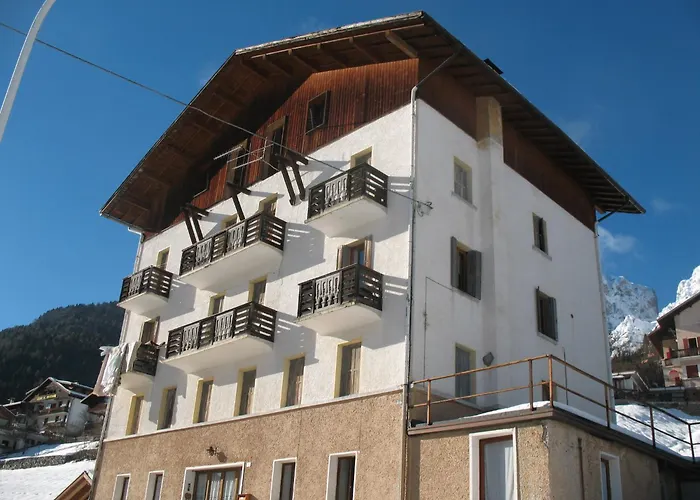 Grande Appartamento Nella Piccola Cortina